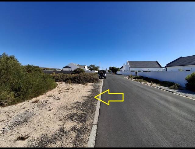 LAND FOR SALE IN GOLDEN MILE